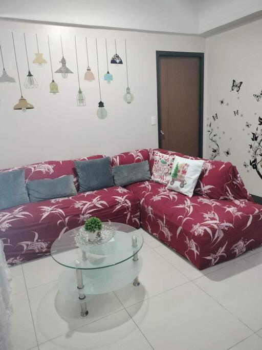 Cubao Manhattan Heights, Unit 8Bc Tower B, 1 Br Manila Esterno foto