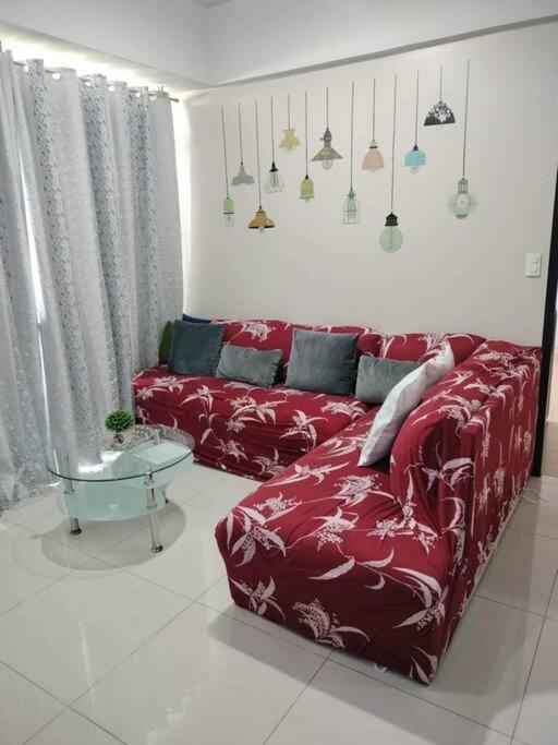 Cubao Manhattan Heights, Unit 8Bc Tower B, 1 Br Manila Esterno foto